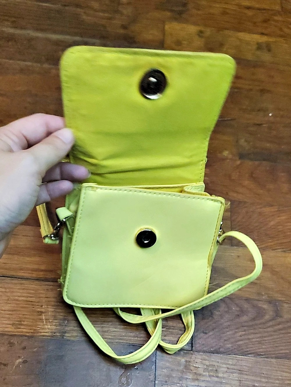 Mini Crossbody Bag in Yellow
